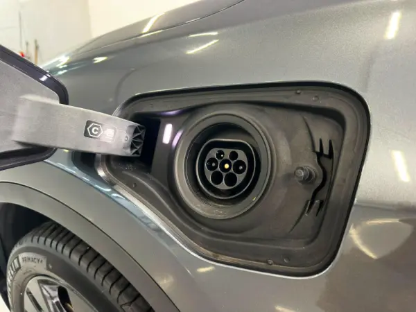 BMW X1 25 e xDrive 16