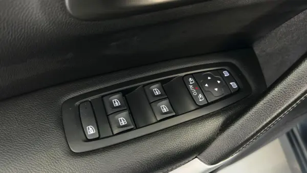 Renault Kadjar 1.5 Blue dCi Intens EDC 28