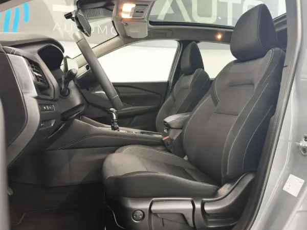 Nissan Qashqai 1.3 DIG-T MHEV Premiere Edition 35