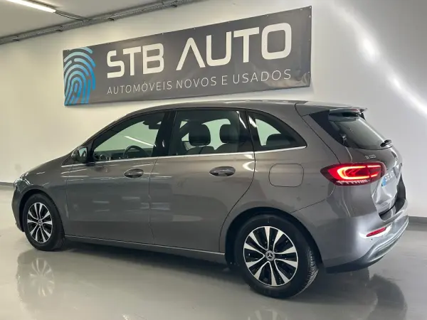 Mercedes-Benz B 180 7G-DCT Progressive 26
