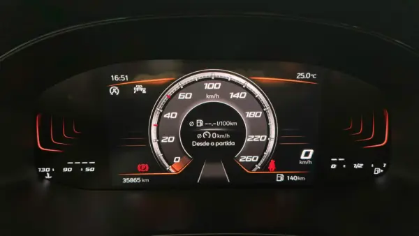 SEAT Ibiza 1.0 TSI STYLE 33