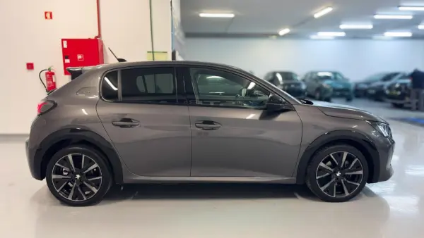 Peugeot 208 1.2 PureTech GT Pack EAT8 3