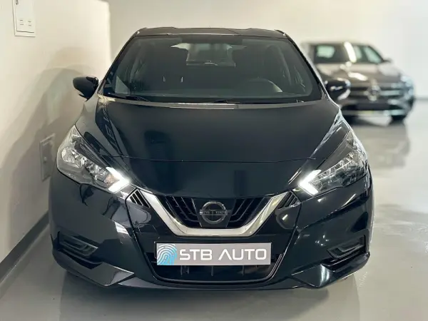 Nissan Micra 1.0 G Acenta 2