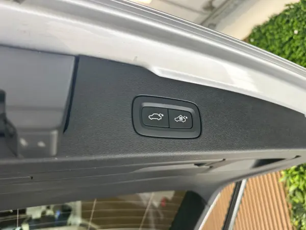 Volvo V60 B4 D Geartronic Momentum Pro 22