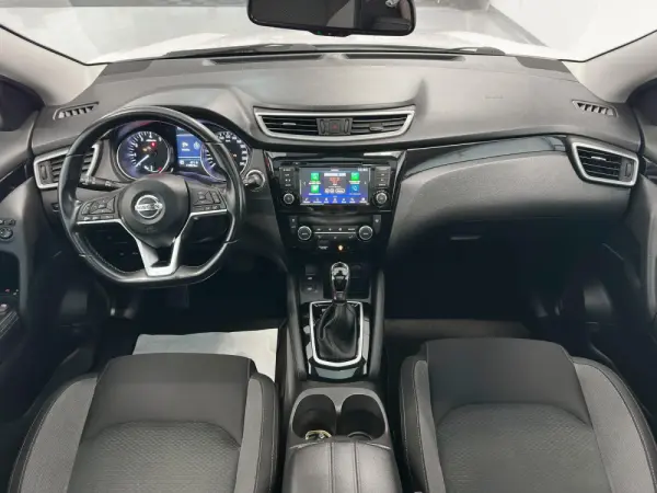 Nissan Qashqai 1.3 DIG-T N-Connecta DCT 6