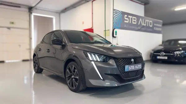 Peugeot 208 1.2 PureTech GT Pack EAT8 16