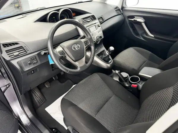 Toyota Verso 2.0 D-4D Energy 25