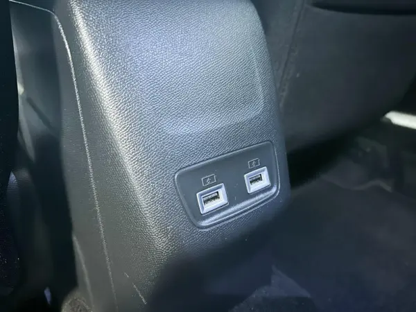 Peugeot 2008 PureTech 130 Stop&Start Allure 36