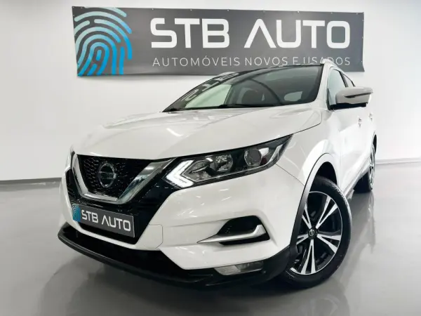 Nissan Qashqai 1.3 DIG-T N-Connecta DCT 16