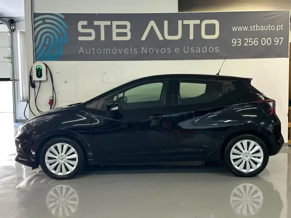 Nissan Micra 1.0 G Acenta 4