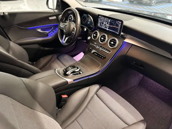 Mercedes-Benz C 300 de T 9G-TRONIC Avantgarde 8
