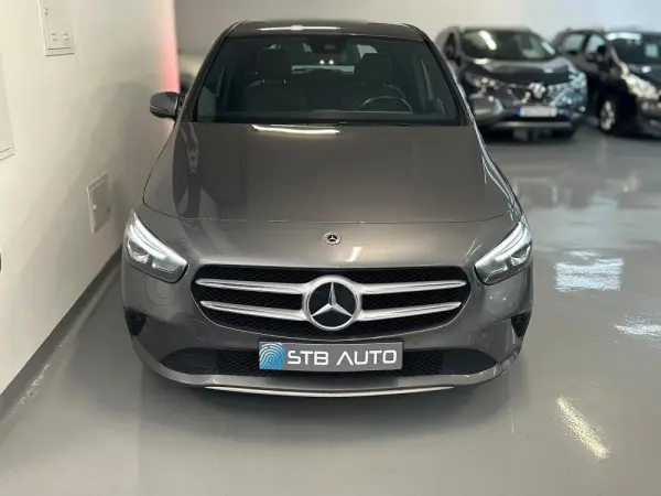 Mercedes-Benz B 180 3