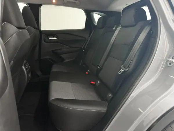 Nissan Qashqai 1.3 DIG-T MHEV Premiere Edition 10