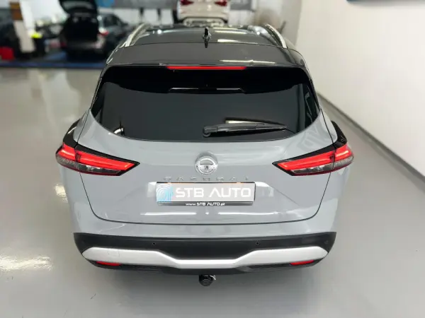 Nissan Qashqai 1.3 DIG-T MHEV Premiere Edition 17