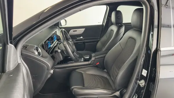 Mercedes-Benz GLA 250 e Progressive 17