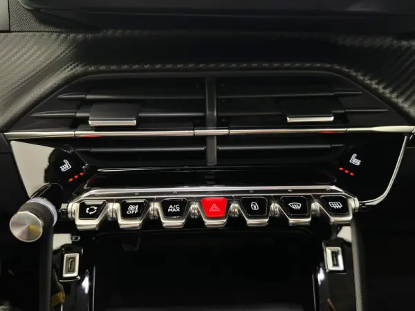 Peugeot 2008 PureTech 130 Stop&Start Allure 40