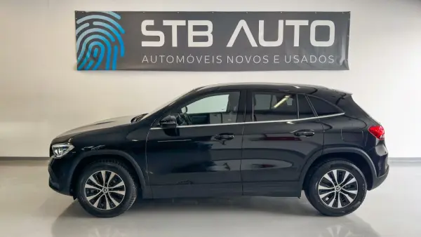 Mercedes-Benz GLA 250 e Progressive 3