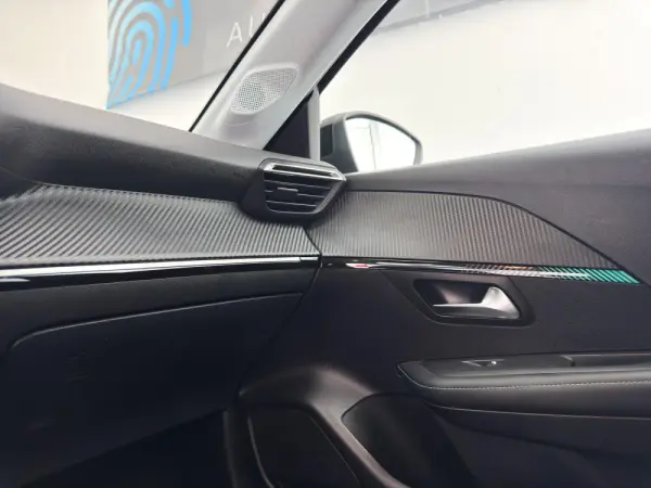 Peugeot 208 1.2 PureTech Allure Pack 19