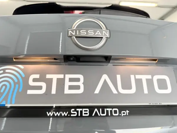 Nissan Juke 1.0 DIG-T N-Connecta DCT 25