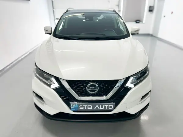 Nissan Qashqai 1.3 DIG-T N-Connecta DCT 2