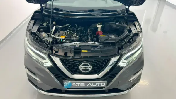 Nissan Qashqai 1.3 DIG-T N-Connecta J18 28