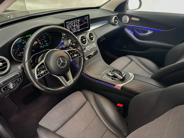 Mercedes-Benz C 300 de T 9G-TRONIC Avantgarde 7