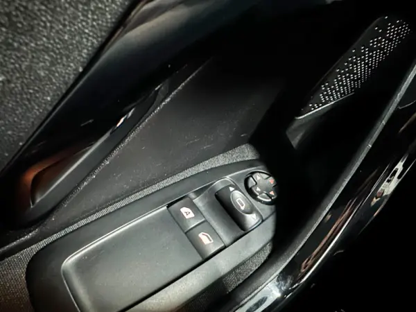 Peugeot 208 1.2 VTi Active 13