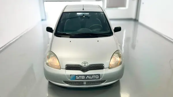 Toyota Yaris 1.0 Sol 22