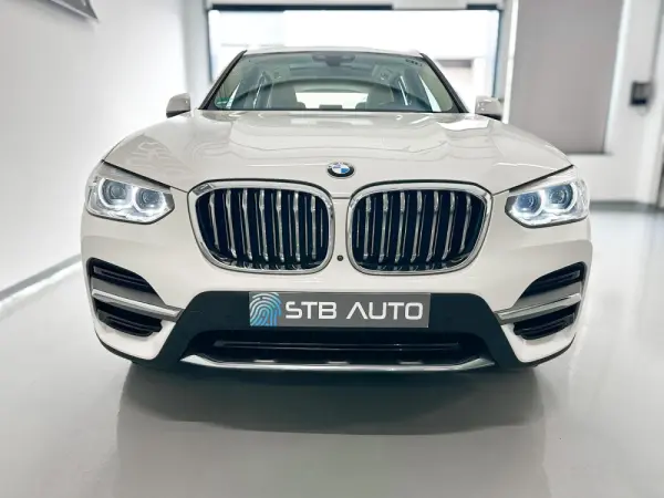 BMW X3 30 e xDrive Line Luxury 4