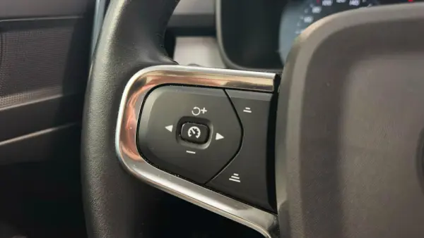 Volvo XC 40 1.5 T5 PHEV Inscription Expression 25