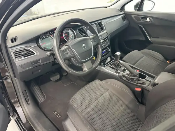 Peugeot 508 SW 1.6 e-HDi Allure 2-Tronic 105g 10