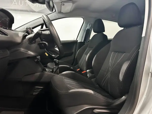 Peugeot 208 1.2 VTi Active 8