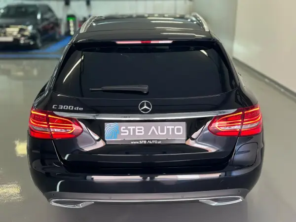 Mercedes-Benz C 300 de T 9G-TRONIC Avantgarde 23