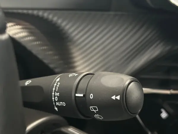 Peugeot 2008 PureTech 130 Stop&Start Allure 24