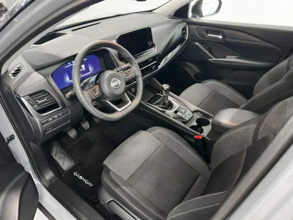 Nissan Qashqai 1.3 DIG-T MHEV Premiere Edition 7