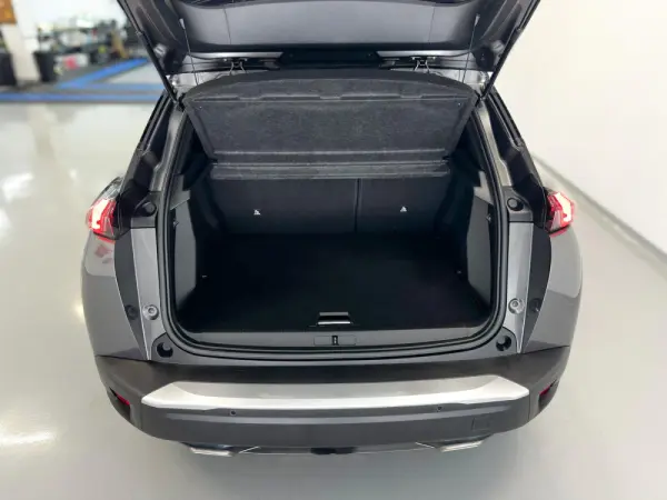 Peugeot 2008 PureTech 130 Stop&Start Allure 6
