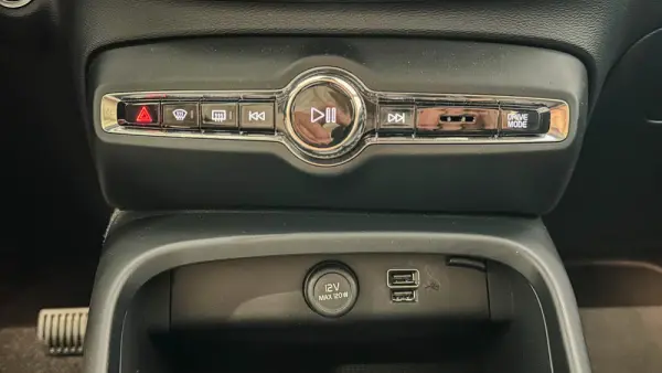 Volvo XC 40 1.5 T5 PHEV Inscription Expression 24