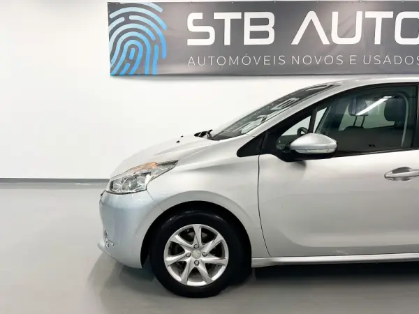 Peugeot 208 1.2 VTi Active 2