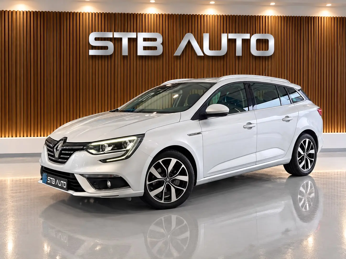 Renault Mégane Sport Tourer 1.5 Blue dCi Bose Edition EDC 1