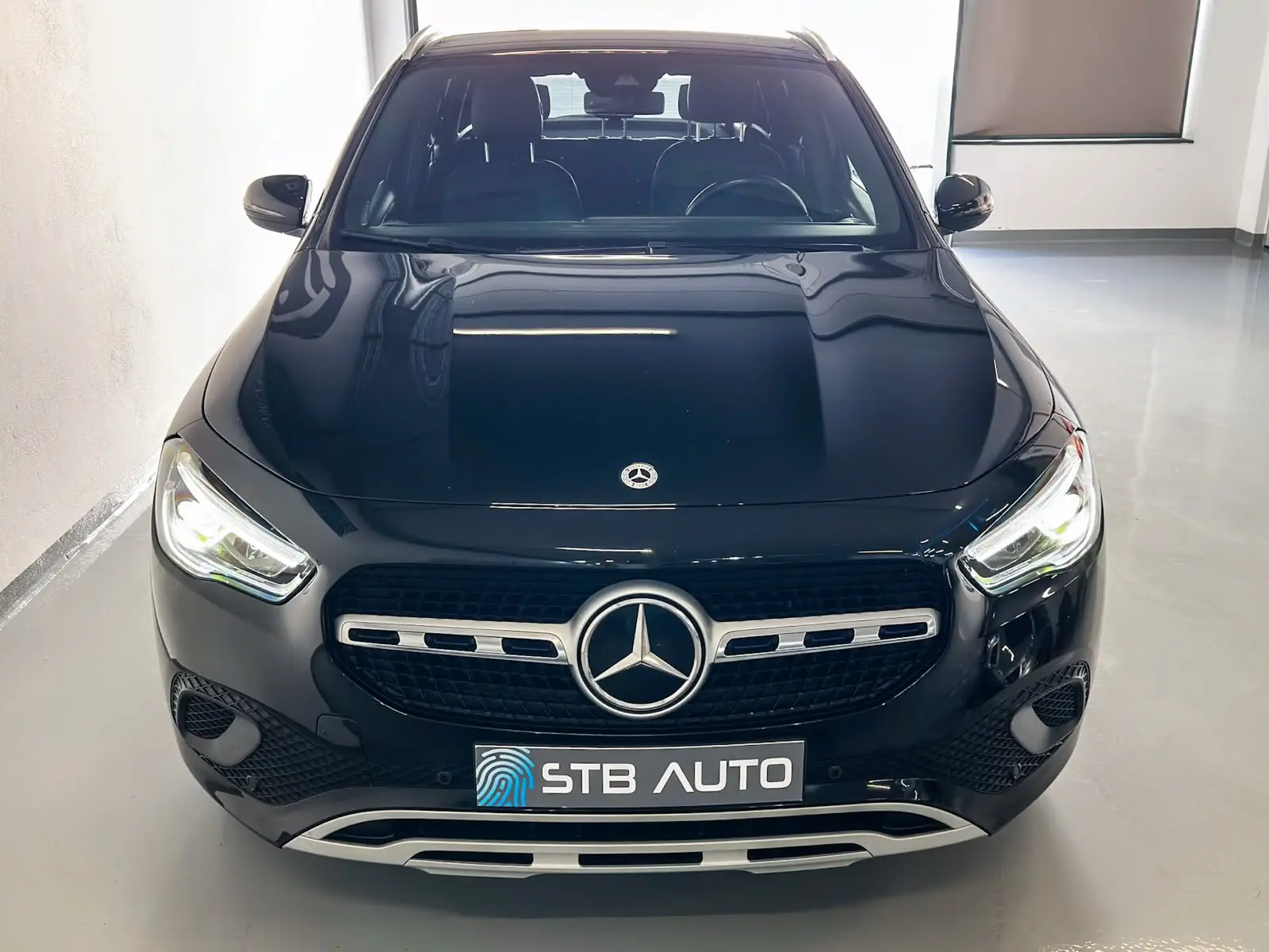 Mercedes-Benz GLA 250 e Progressive 10