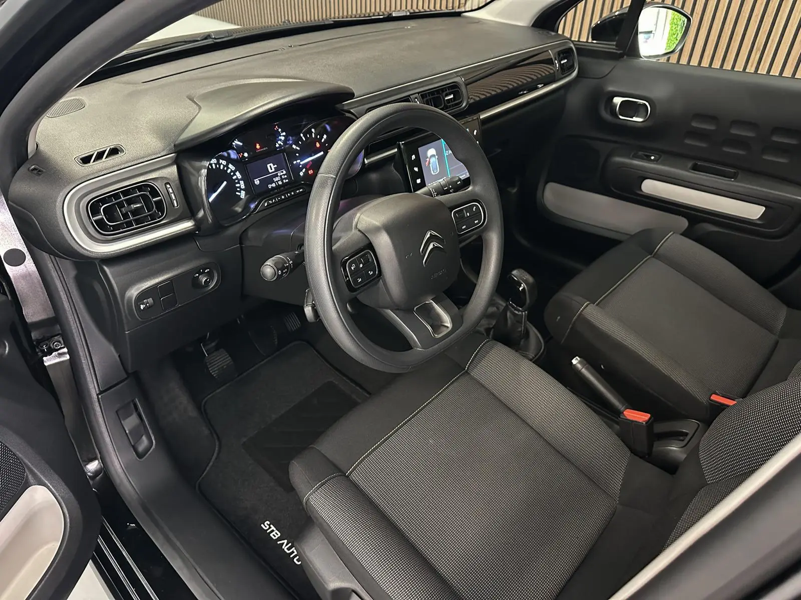 Citroen C3 1.2 PureTech Plus 10