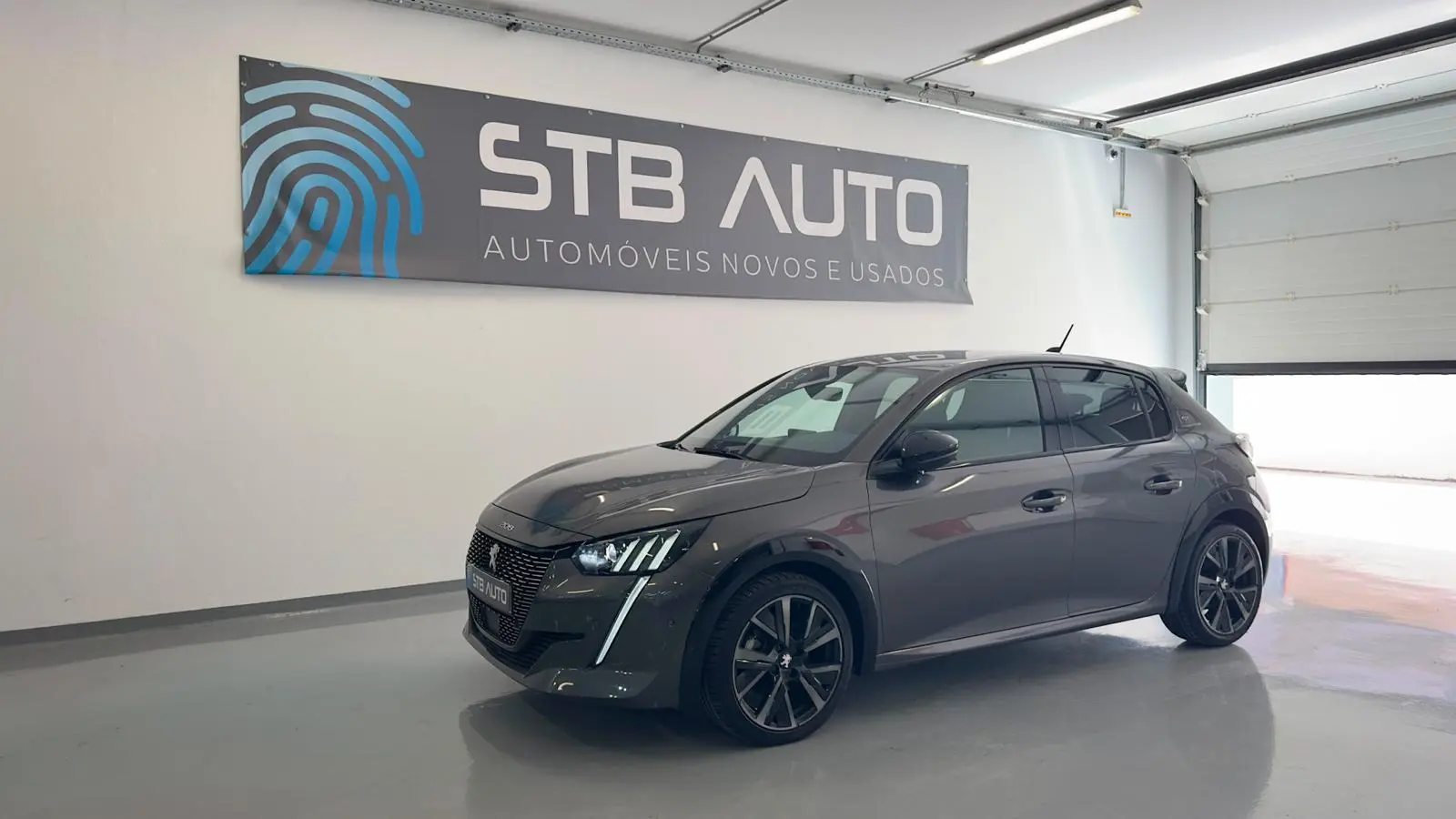 Peugeot 208 1.2 PureTech GT Pack EAT8 2
