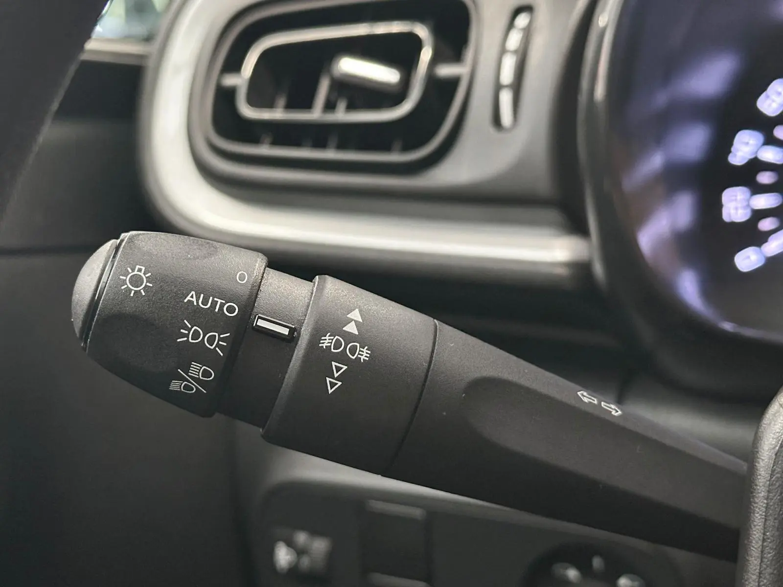 Citroen C3 1.2 PureTech Plus 41