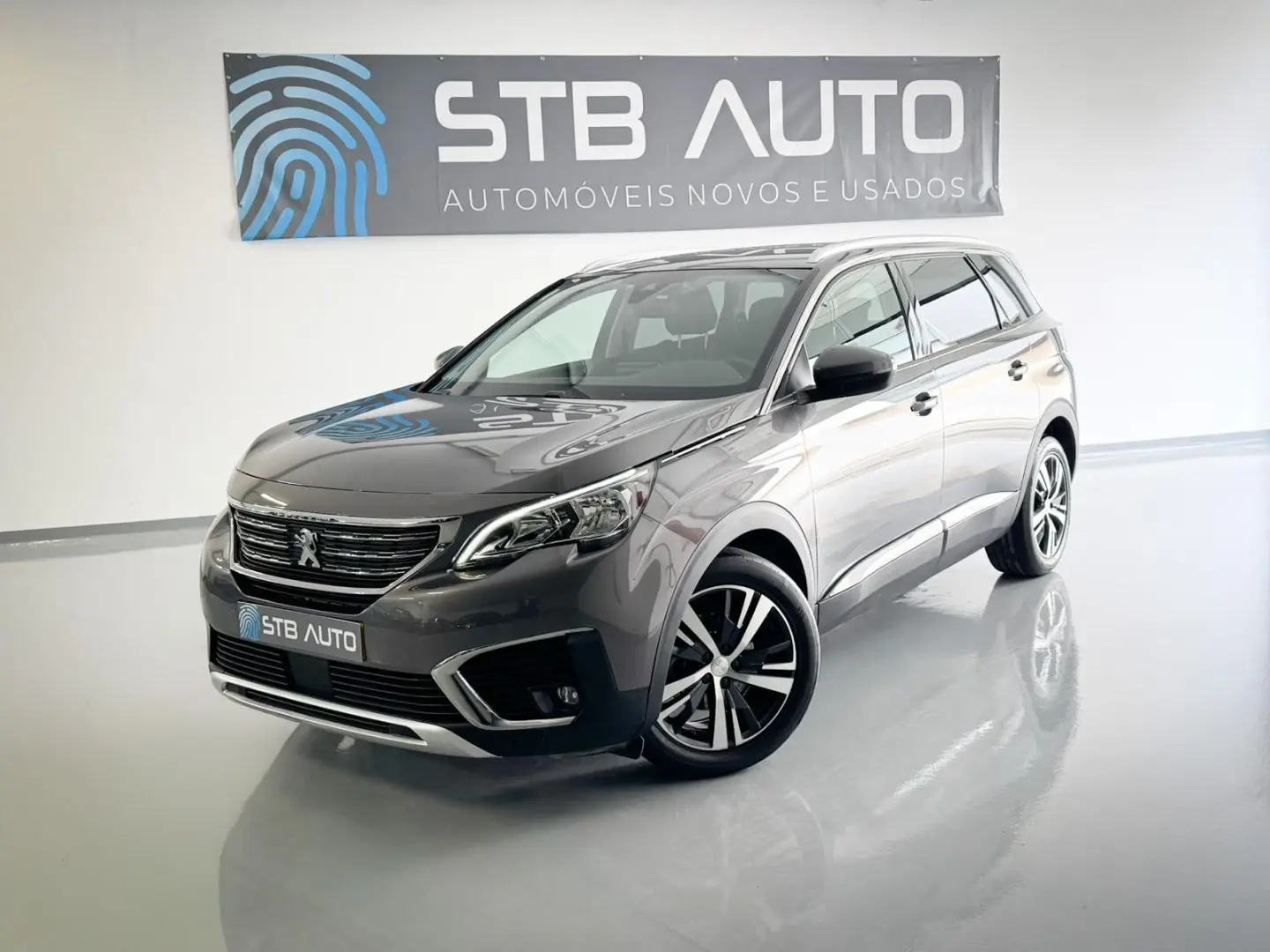 Peugeot 5008 1.5 BlueHDi Allure 1
