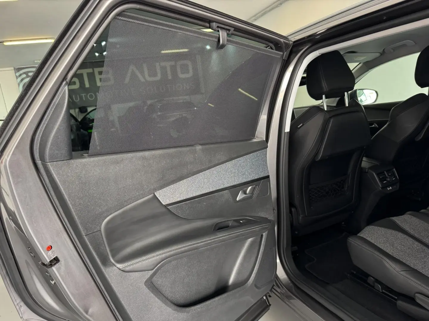 Peugeot 5008 1.5 BlueHDi Allure 11