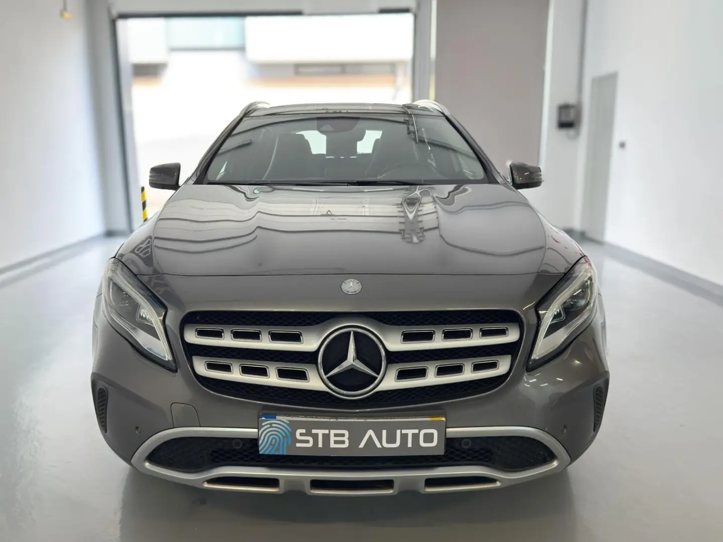 Mercedes-Benz GLA 180 CDi AMG Line 2