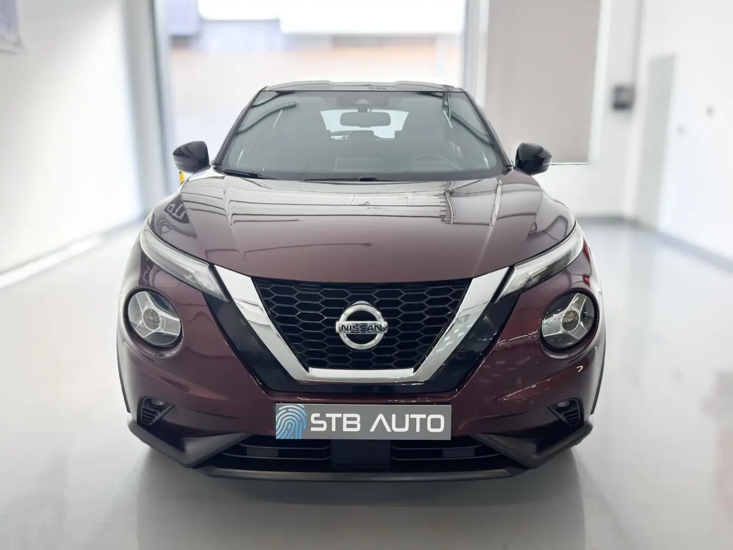 Nissan Juke 1.0 DIG-T N-Design C.Two Tone S. 12