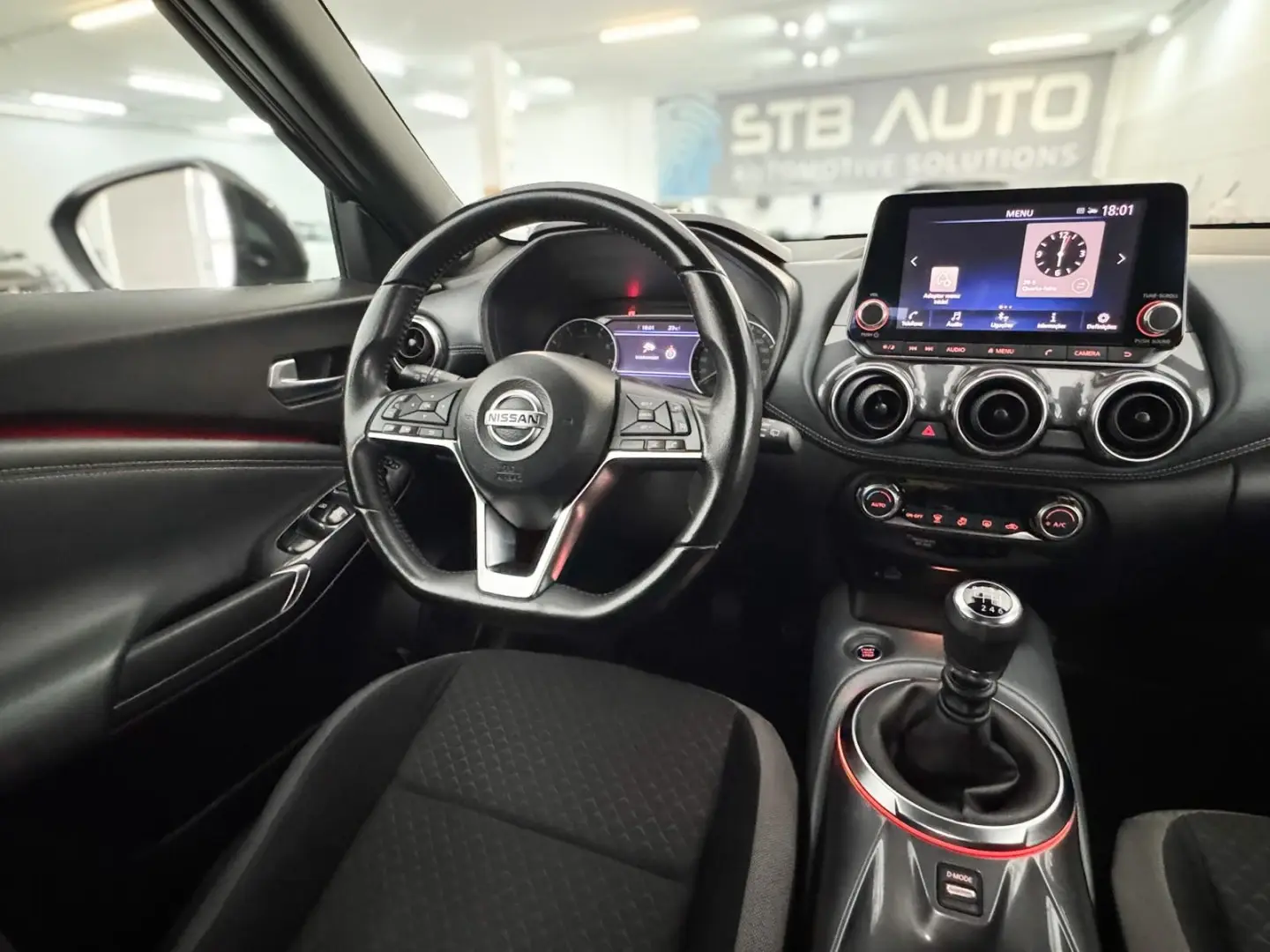 Nissan Juke 1.0 DIG-T N-Design C.Two Tone S. 27