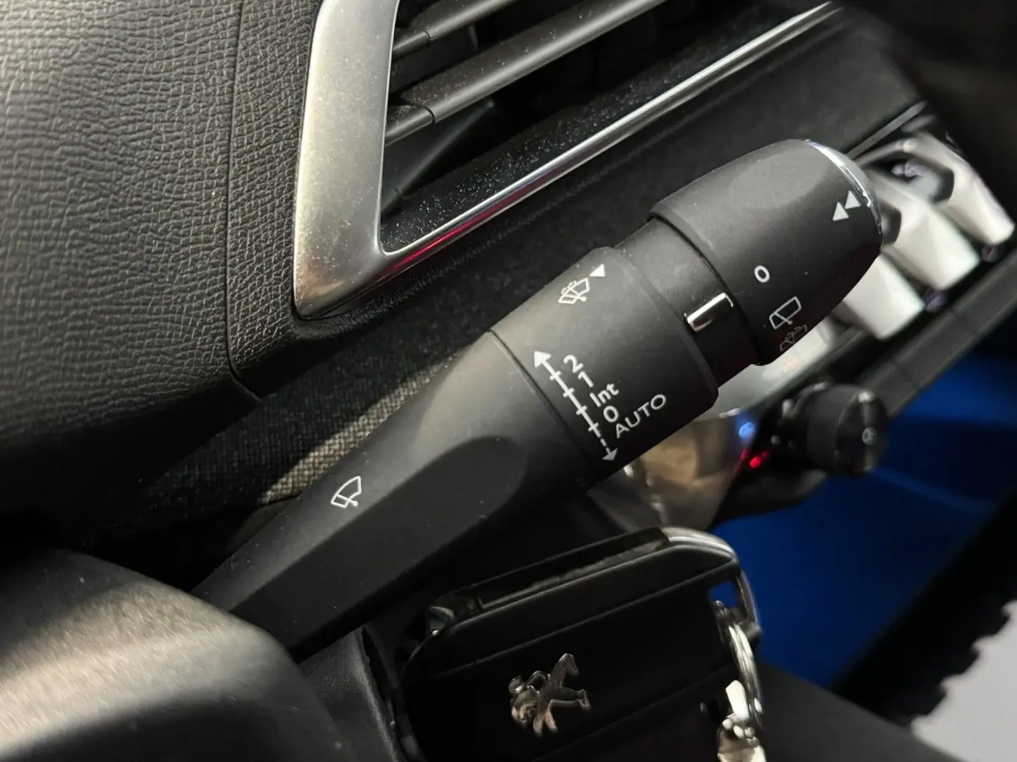 Peugeot 3008 1.5 BlueHDi Allure 22