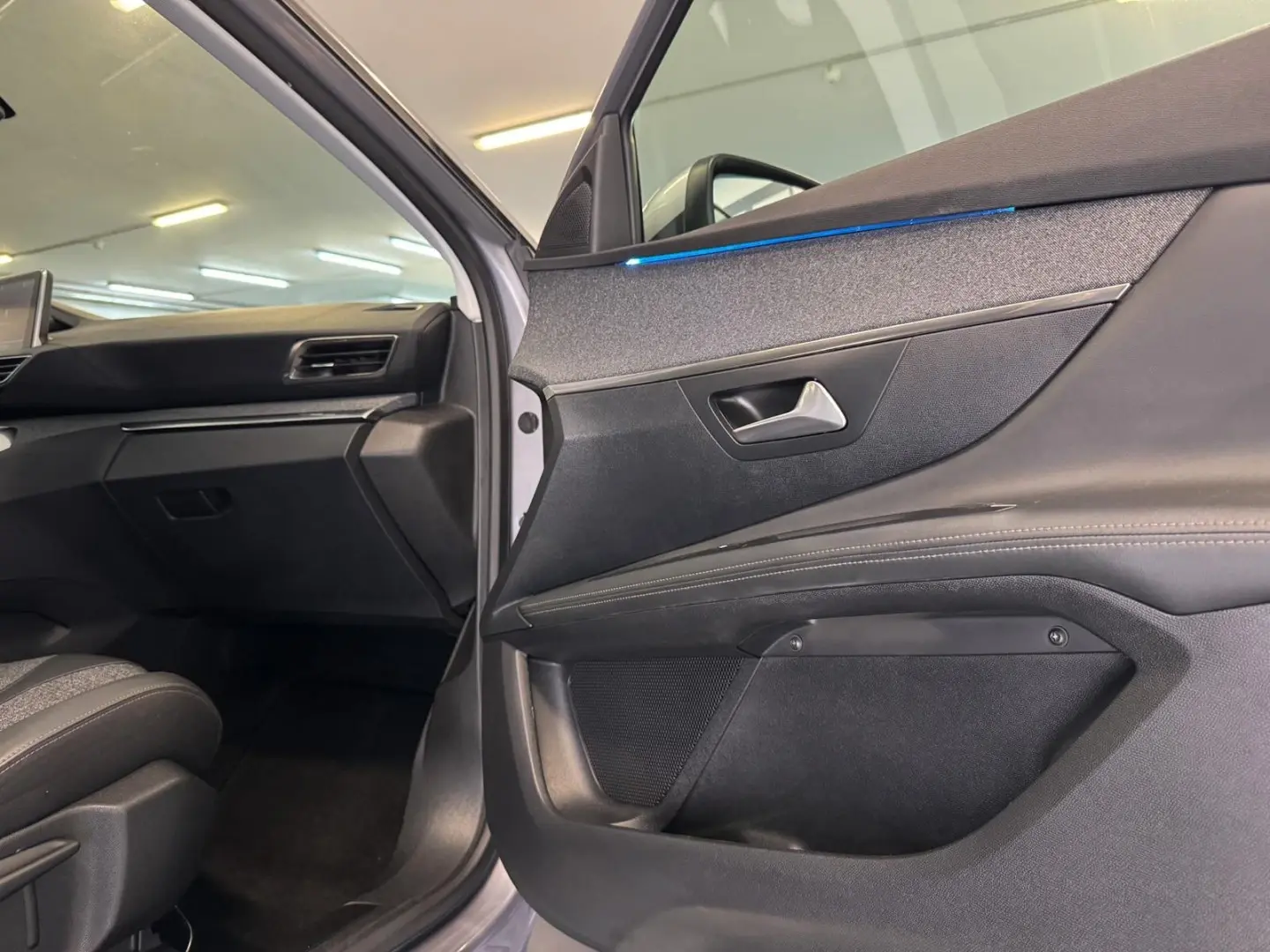 Peugeot 3008 1.5 BlueHDi Allure 27